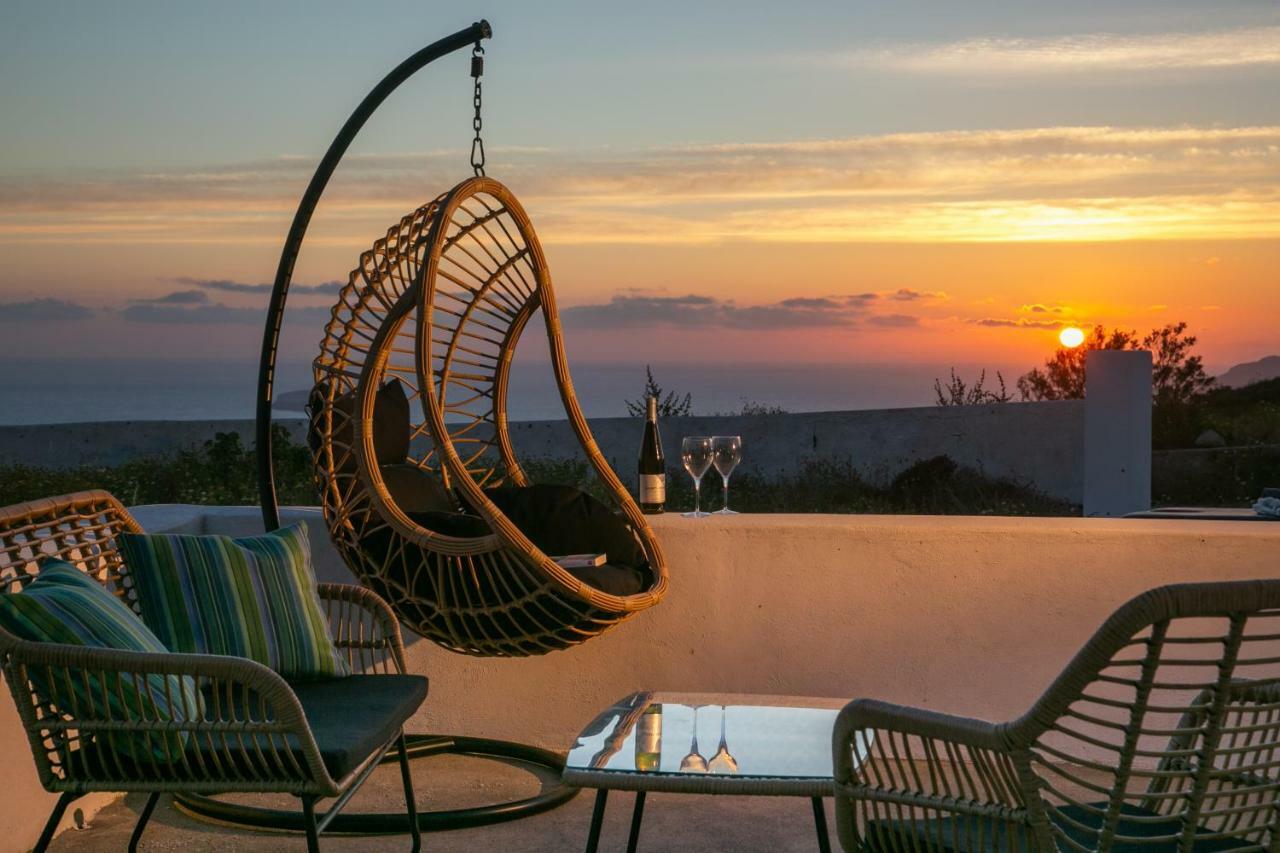 Caldera Sunset Villa Megalochori  Buitenkant foto